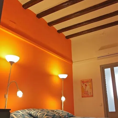 Clot Mirabarna Apartments Barcelona Room photo
